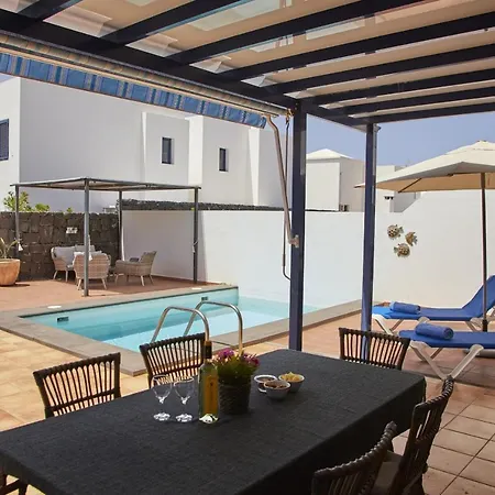 Villa 221 - Casa La Vista By Now Ltd