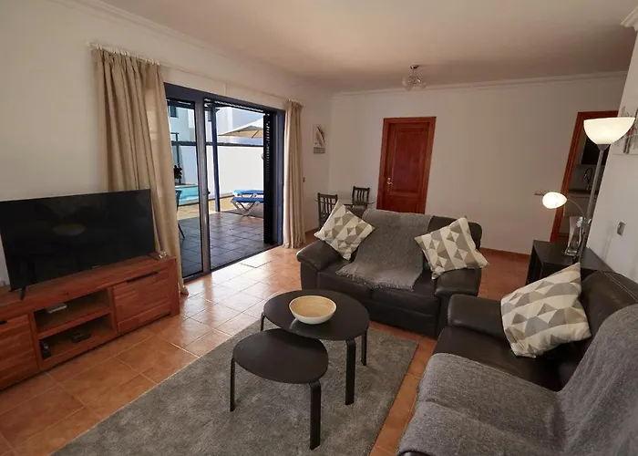 Villa 221 - Casa La Vista By Now Ltd